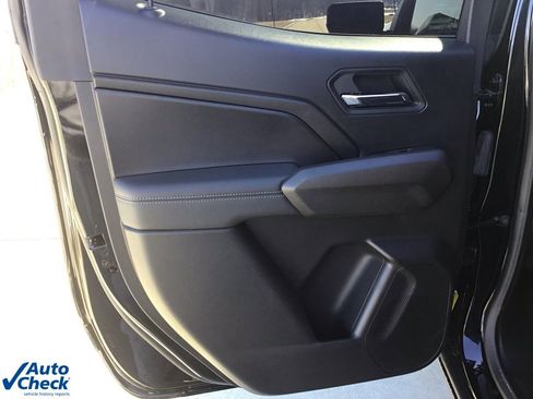 Used 2025 Chevrolet Colorado LT w/ Advanced Trailering Package image 11
