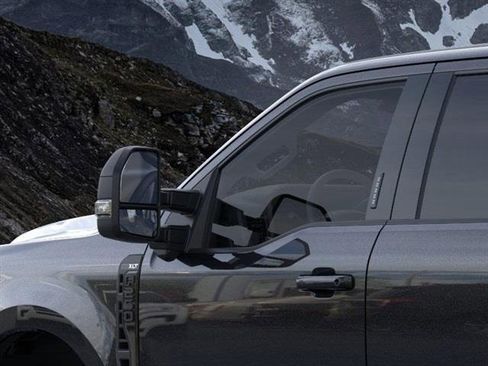 New 2025 Ford F250 XLT w/ Black Appearance Package image 20