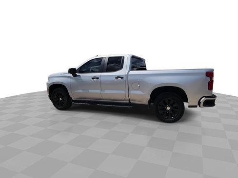 Used 2020 Chevrolet Silverado 1500 Custom w/ Custom Value Package RWD image 6