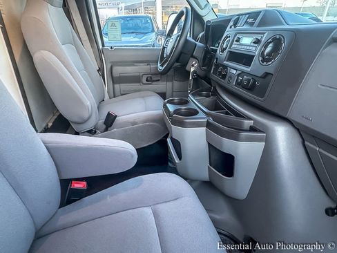 Used 2025 Ford E-350 and Econoline 350 Super Duty w/ Power Equipment Group image 19