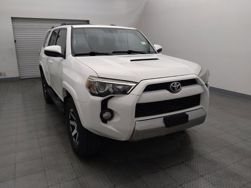Used 2017 Toyota 4Runner TRD Off-Road AWD/4WD image 14