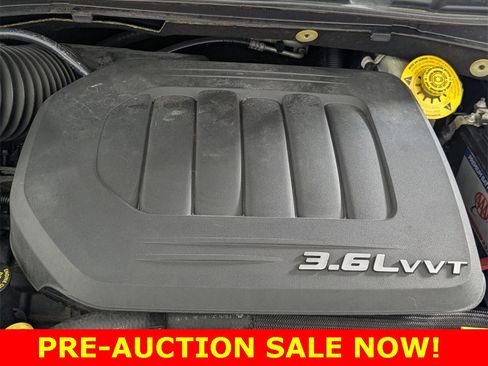 Used 2017 Dodge Grand Caravan GT image 10