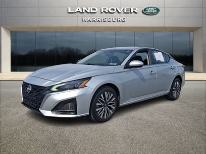 Used 2023 Nissan Altima 2.5 SV