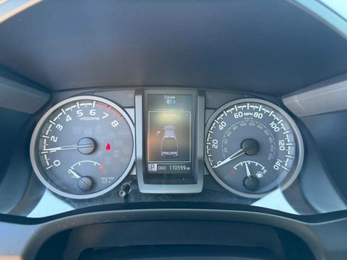 Used 2016 Toyota Tacoma TRD Sport w/ Premium & Technology Package AWD/4WD image 28