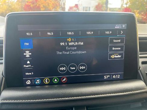 Used 2021 Chevrolet Suburban Premier image 16