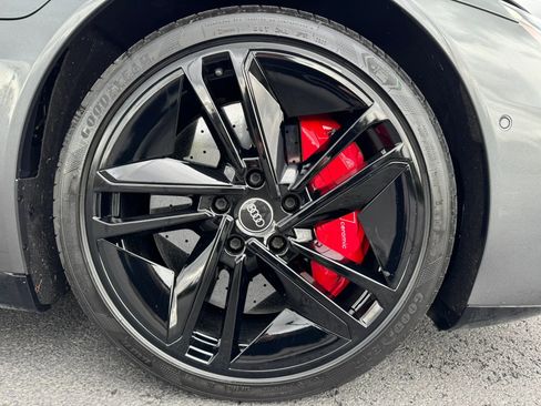Used 2022 Audi RS e-tron GT w/ Year 1 Package image 11