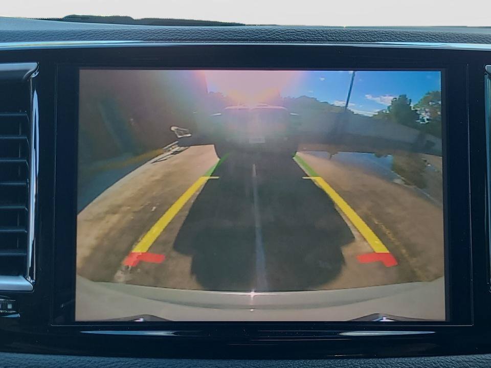 Used 2025 Chrysler Pacifica Limited FWD image 23