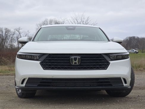 Used 2024 Honda Accord EX image 10