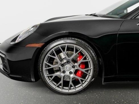 Used 2024 Porsche 911 Carrera 4 GTS AWD/4WD image 19