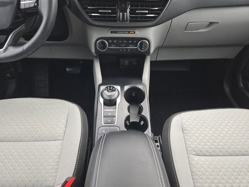 Used 2023 Ford Escape Active AWD/4WD image 21