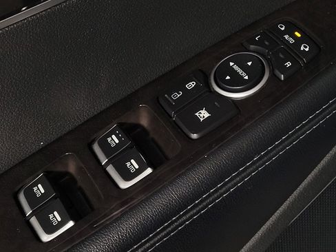 Used 2018 Kia Sorento EX FWD image 27