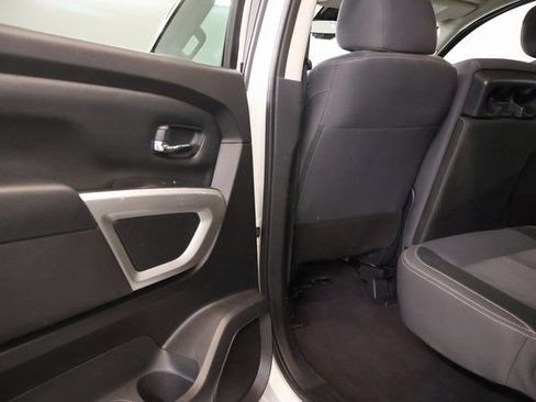 Used 2023 Nissan Titan SV AWD/4WD image 25
