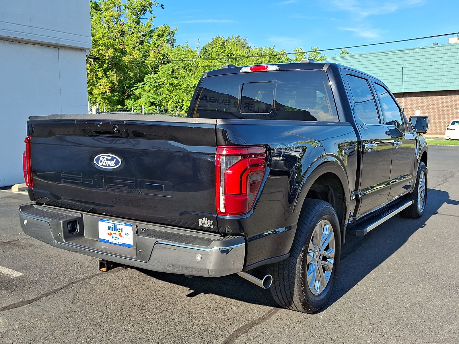 Used 2025 Ford F150 Lariat w/ Equipment Group 501A Mid AWD/4WD image 6