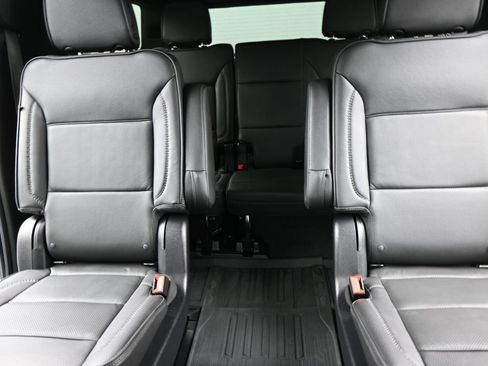 Used 2025 GMC Yukon XL Denali w/ Denali Reserve Package AWD/4WD image 22