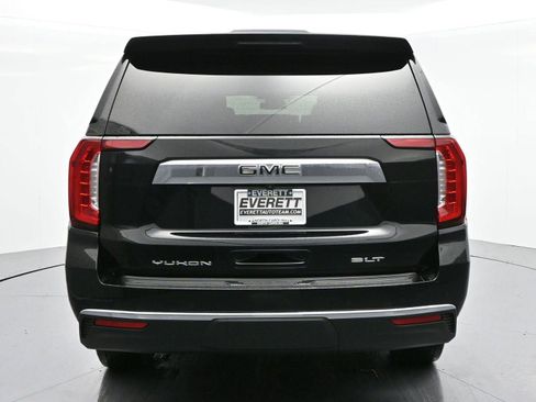 Used 2024 GMC Yukon XL SLT w/ SLT Luxury Package image 6