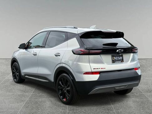 Used 2023 Chevrolet Bolt EUV Premier w/ Sun & Sound Package FWD image 12