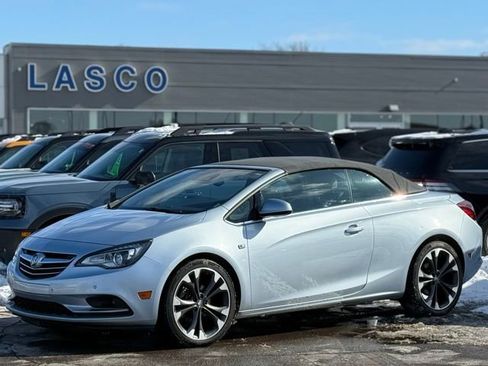 Used 2017 Buick Cascada Premium image 1