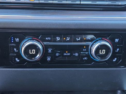 Used 2024 GMC Sierra 1500 SLT w/ SLT Premium Package image 20