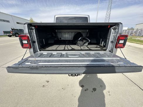 Used 2020 Jeep Gladiator Rubicon AWD/4WD image 26