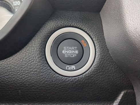 Certified 2025 RAM 1500 Big Horn image 26