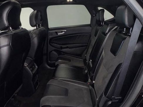 Used 2019 Ford Edge ST w/ Equipment Group 401A image 12