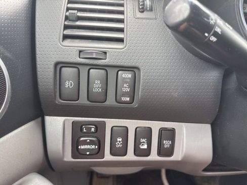 Used 2014 Toyota Tacoma 4x4 Access Cab V6 w/ TRD Off-Road Package image 25