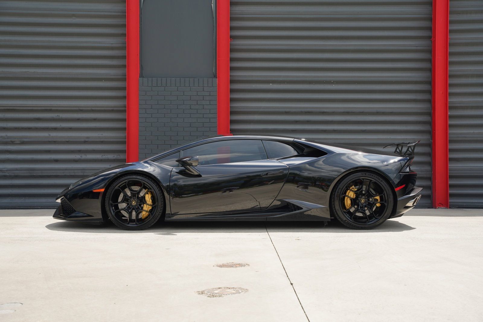 Used 2016 Lamborghini Huracan LP 610-4 AWD/4WD image 9