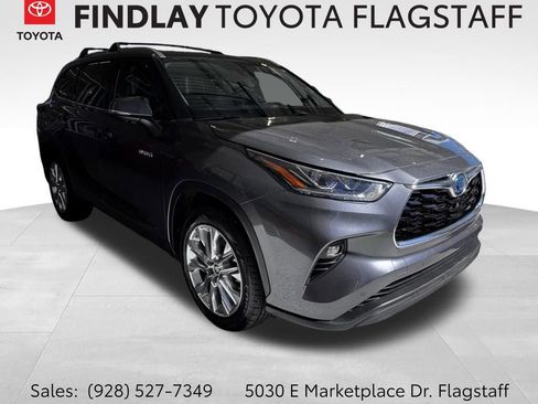 Used 2020 Toyota Highlander Limited image 1