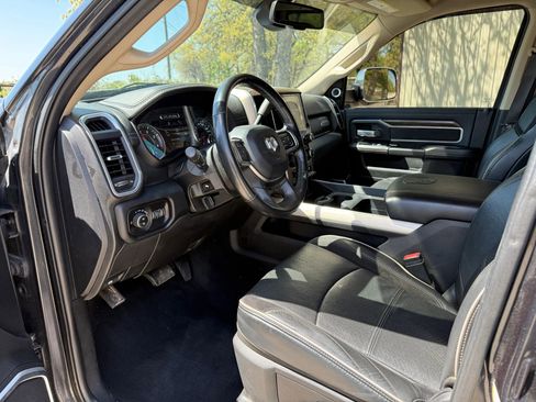 Used 2019 RAM 3500 Laramie image 8