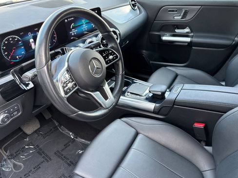 Used 2023 Mercedes-Benz GLA 250 4MATIC image 10