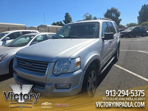 Used 2010 Ford Explorer XLT AWD/4WD image 1