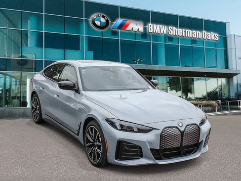 New 2026 BMW i4 eDrive40 w/ M Sport Package RWD image 3