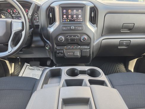 Used 2024 Chevrolet Silverado 2500 Custom w/ Custom Convenience Package AWD/4WD image 21