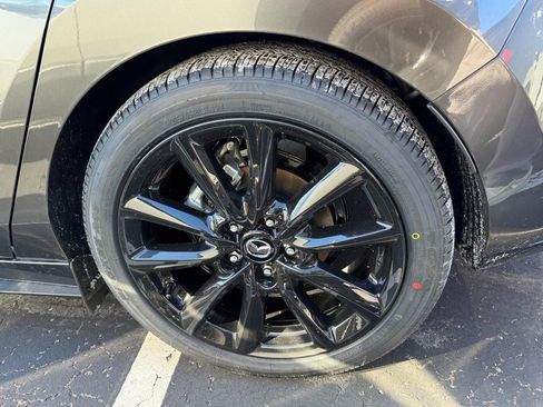 New 2026 MAZDA MAZDA3 2.5 S Hatchback w/ Premium Pkg image 4