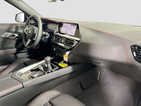 New 2026 BMW Z4 M40i RWD image 24