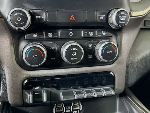 Used 2020 RAM 1500 Sport w/ Level 2 Equipment Goup w/2_L AWD/4WD image 19