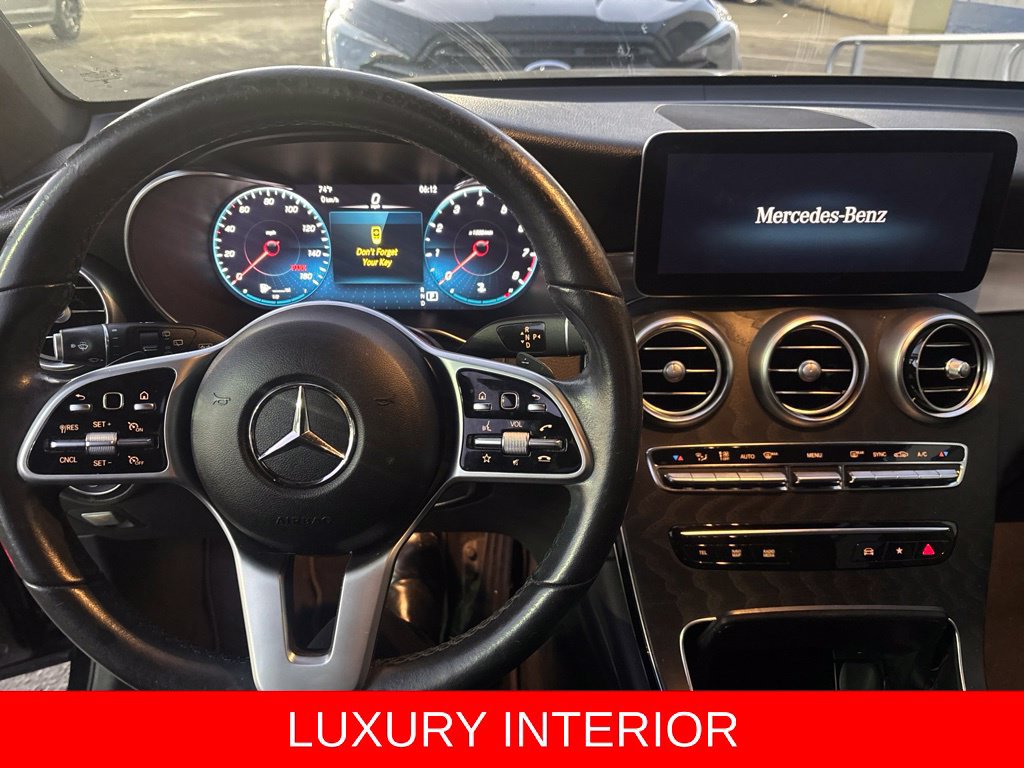 Used 2022 Mercedes-Benz GLC 300 image 12