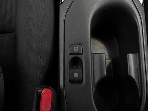 Used 2024 Toyota Corolla LE image 21