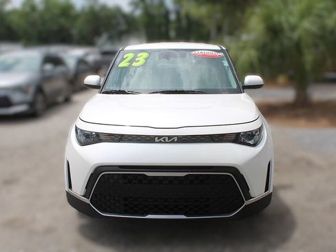 Used 2023 Kia Soul LX FWD image 16