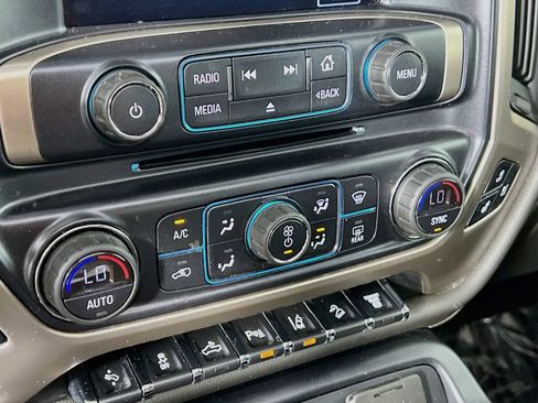Certified 2018 GMC Sierra 3500 Denali w/ Duramax Plus Package AWD/4WD image 15
