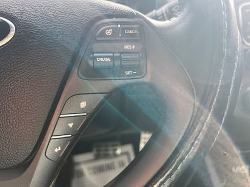 Used 2014 Kia Forte Koup SX image 23