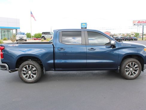Used 2022 Chevrolet Silverado 1500 LT image 9
