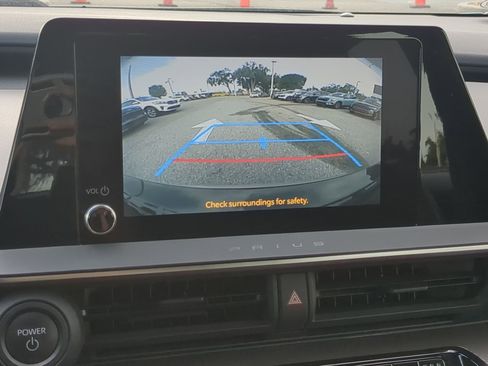 Used 2023 Toyota Prius XLE image 17