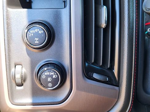 Used 2017 GMC Sierra 1500 SLT AWD/4WD image 12