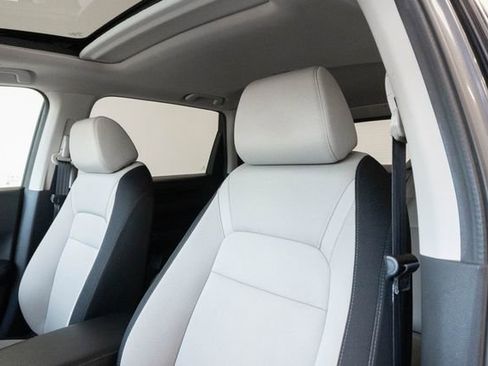 Certified 2024 Honda CR-V EX image 15