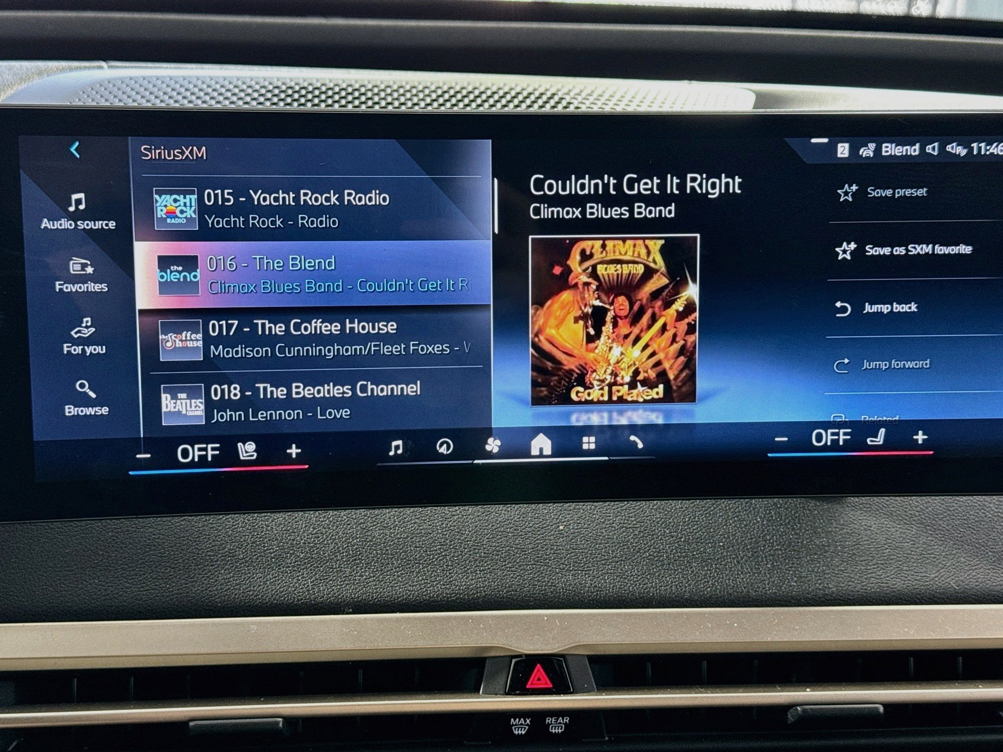 Used 2024 BMW iX xDrive50 AWD/4WD image 19