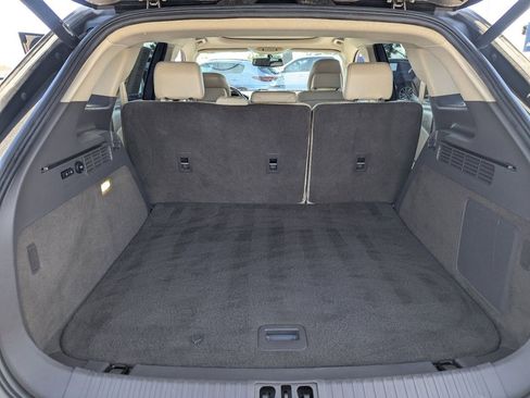 Used 2018 Lincoln MKX Reserve w/ Enhanced Security Package image 10