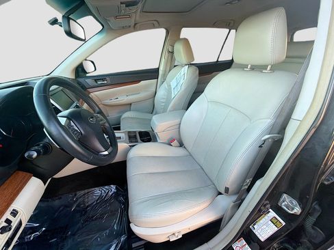 Used 2013 Subaru Outback 3.6R Limited AWD/4WD image 13