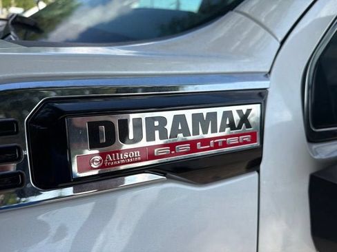 Used 2024 GMC Sierra 2500 Denali w/ Denali Reserve Package AWD/4WD image 5