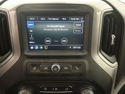 Used 2022 Chevrolet Silverado 1500 Custom w/ LPO, Dark Essentials Package image 4